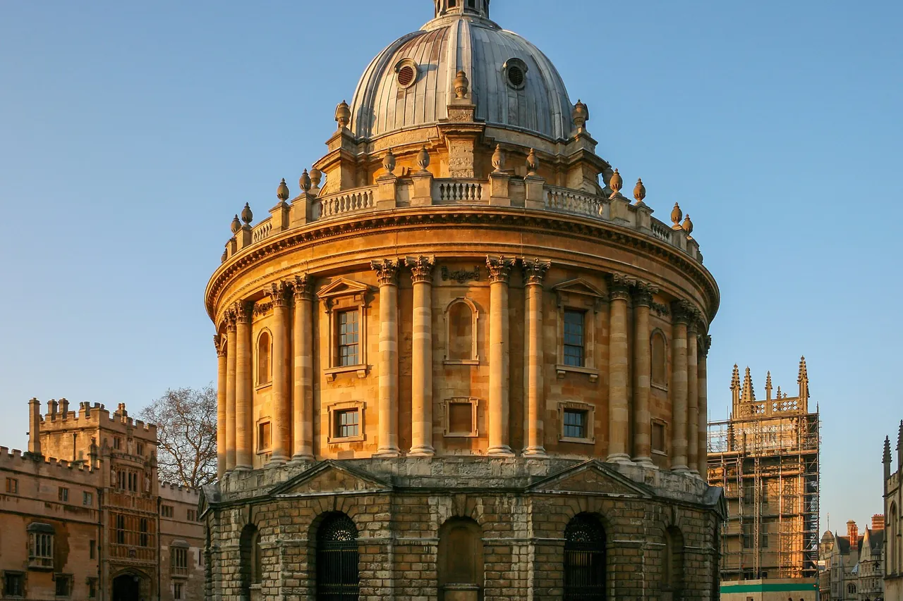 英国牛津校园建筑